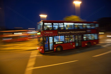 London  Grossbritannien  Doppeldecker der landesweit operierenden Busgesesellschaft Stagecoachbus in Hackney