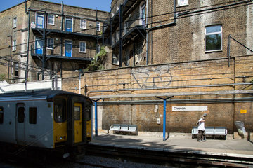 London  Grossbritannien  Clapton Station  Anbindung fuer S-Bahnen in Hackney