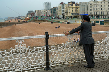 Brighton  Grossbritannien  Sikh am Brighton Pier