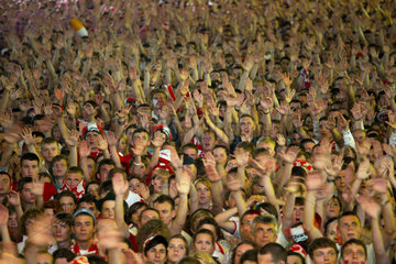 Posen  Polen  Fanmeile am Plac Wolnosci beim Spiel der UEFA Euro 2012 Polen gegen Tschechien