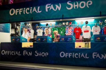 Posen  Polen  Fan Shop an der UEFA-Fanmeile am Plac Wolnosci