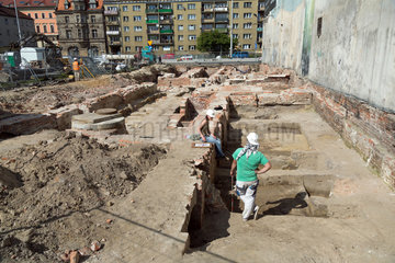 Breslau  Polen  archaeologische Ausgrabungsstaette im Stadtzentrum