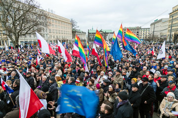 Posen  Polen  Demonstration gegen die Demontage des Rechtsstaats