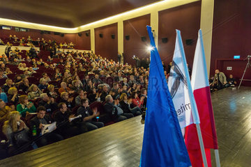 Posen  Polen  Versammlung des Komitee zur Verteidigung der Demokratie
