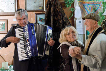 Warschau  Polen  traditionelle juedische Musik in einer Kneipe
