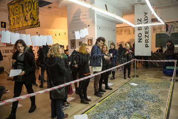 Posen  Polen  Kunstausstellung zum schwarzen Protest