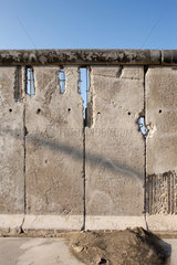 Berlin  Deutschland  Sanierungsarbeiten an der Berliner Mauer