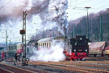 Stolberg  Deutschland  die 98 727 beim Dampflokabschiedsfest