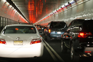 New York City  USA  Autos im Lincoln Tunnel