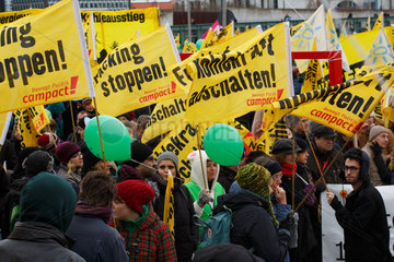 Berlin  Deutschland  Global Climate March im Regierungsviertel