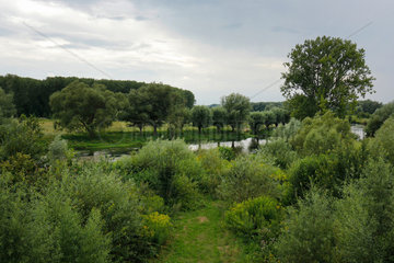 Wadersloh  Deutschland  Flusslandschaft an der Lippe