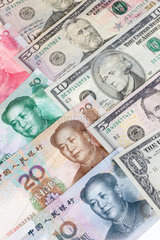 Berlin  Deutschland  US-Dollar und Chinesische Yuan