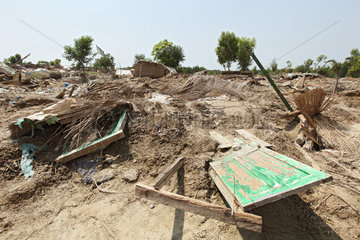 Charsadda  Pakistan  vom Hochwasser zersoertes  weggeschwemmtes Dorf