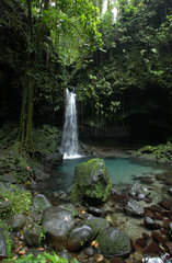 Pont Casse  Dominica  der Wasserfall Emerald Pool
