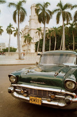 Havanna  Kuba  dunkelgruener Chevrolet Bel Air  Baujahr 1957