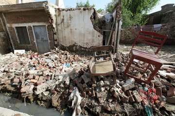 Nowshera  Pakistan  zerstoerte Haeuser nach dem Hochwasser