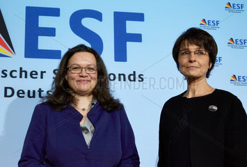 Berlin  Deutschland  Andrea Nahles  SPD  Bundesarbeitsministerin  und Marianne Thyssen  EU-Kommissarin