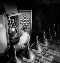 Testing completed cathode ray tubes  Mullard Ltd  1954.