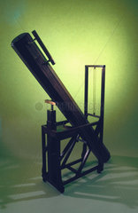 Newtonian reflecting telescope  1783-85.