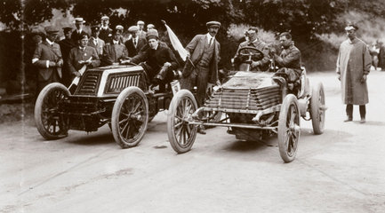 C S Rolls’ 80 hp Mors (left) competing against a Wolseley  Ireland  1903.