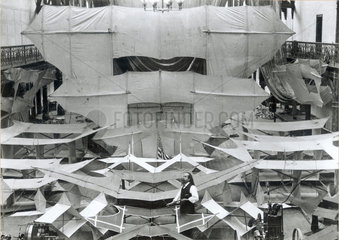Samuel Franklin Cody with manlifting kites  Crystal Palace  London  1908.