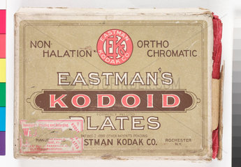 Eastman’s ‘Kodoid’ photographic plates  c 1905.
