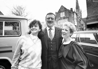 Dennis Taylor with wife Pat and daughter Denise  April 1985.