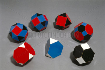 Convex uniform polyhedra  1973.