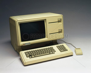Apple Lisa Personal Computer System  1984.