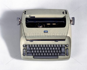 IBM 72 typewriter  c 1961.