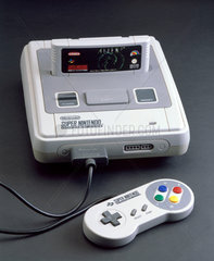 Super Nintendo Entertainment System  1992.