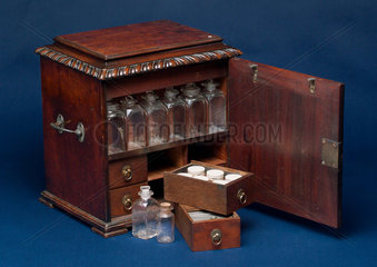 Sheraton medicine chest  18th century.