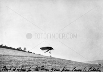 Percy Pilcher  English designer and glider aeronaut  flying the Hawk  1890s.