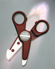 Ceramic scissors coated with zirconium  1997.