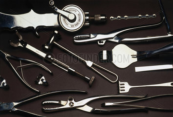 Surgical instruments  1939-1945.
