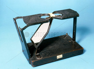 Maddox stereoscope  manufactured by C W Dixey & Son Ltd  1920-1950.