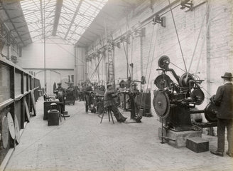 Workers sharpening saws  Doncaster works  South Yorkshire  c 1916.