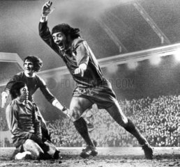 Kevin Keegan scores for Liverpool  29 March 1972.