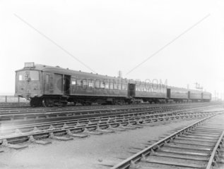 Electric 5-car train bound for Liverpool  29 May 1925.