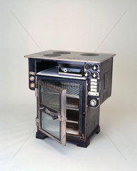 GEC ‘Magnet’ electric cooker  model HO 920  1927.