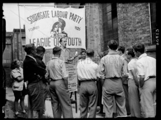 ‘Labour League of Youth: open air speakers in training’  1938.