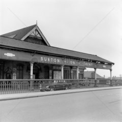 Burton-on-Trent station exterior  9 April 1