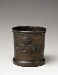 Bronze Exchequer Standard Winchester Pint measure  1601.