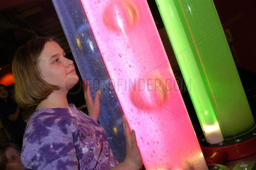 ‘Slow Bubbles’  an interactive exhibit in the Launch Pad gallery  December 2002.