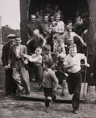 Hop pickers  30 August 1950.