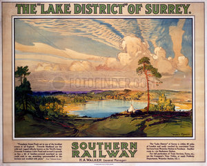 ‘The Lake District of Surrey’  SR poster  1923-1947.