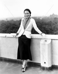 Norma Shearer on the roof of the Dorchester Hotel  8 July 1931.
