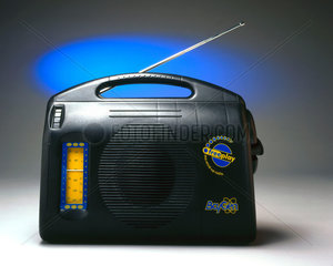BayGen Freeplay wind-up radio  1995.