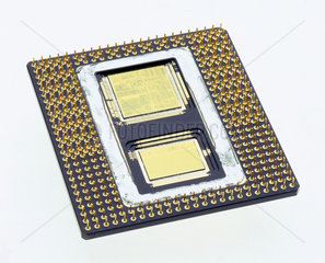 Intel Pentium Pro microprocessor  1995.