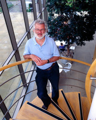 Sir John Sulston  English pioneering researcher in genomics  2002.